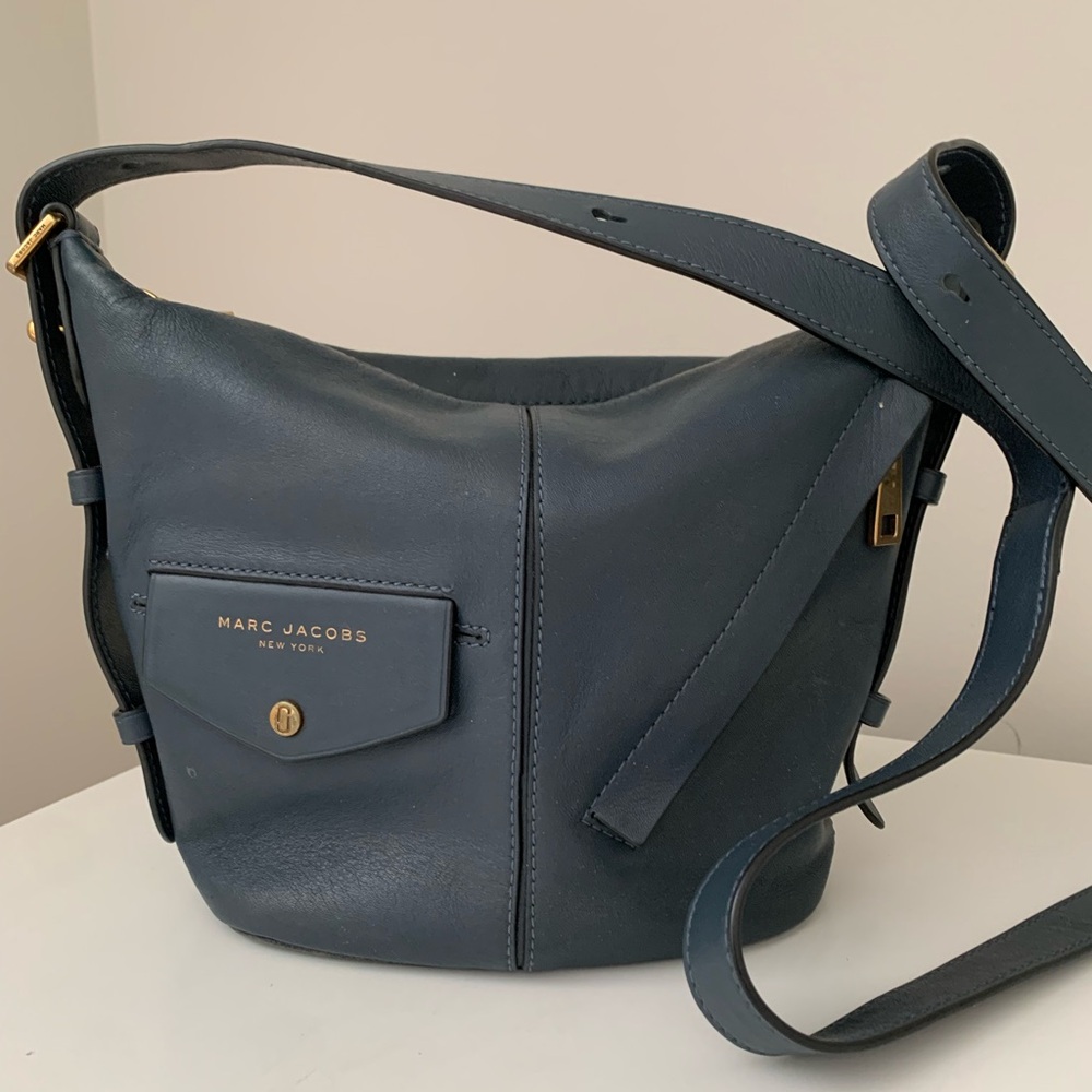 Marc Jacobs Navy Leather Crossbody